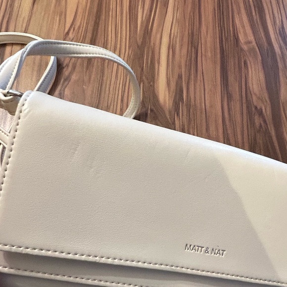 Matt & Nat vegan leather clutch bag - Picture 14 of 16